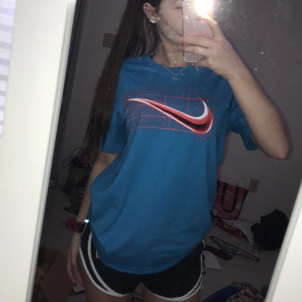 Nike Tee